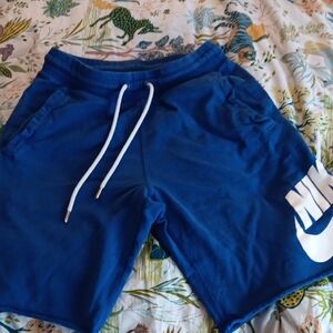 💜 3/$15💜Nike Men's Athletic Royal Blue Shorts